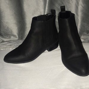 black booties